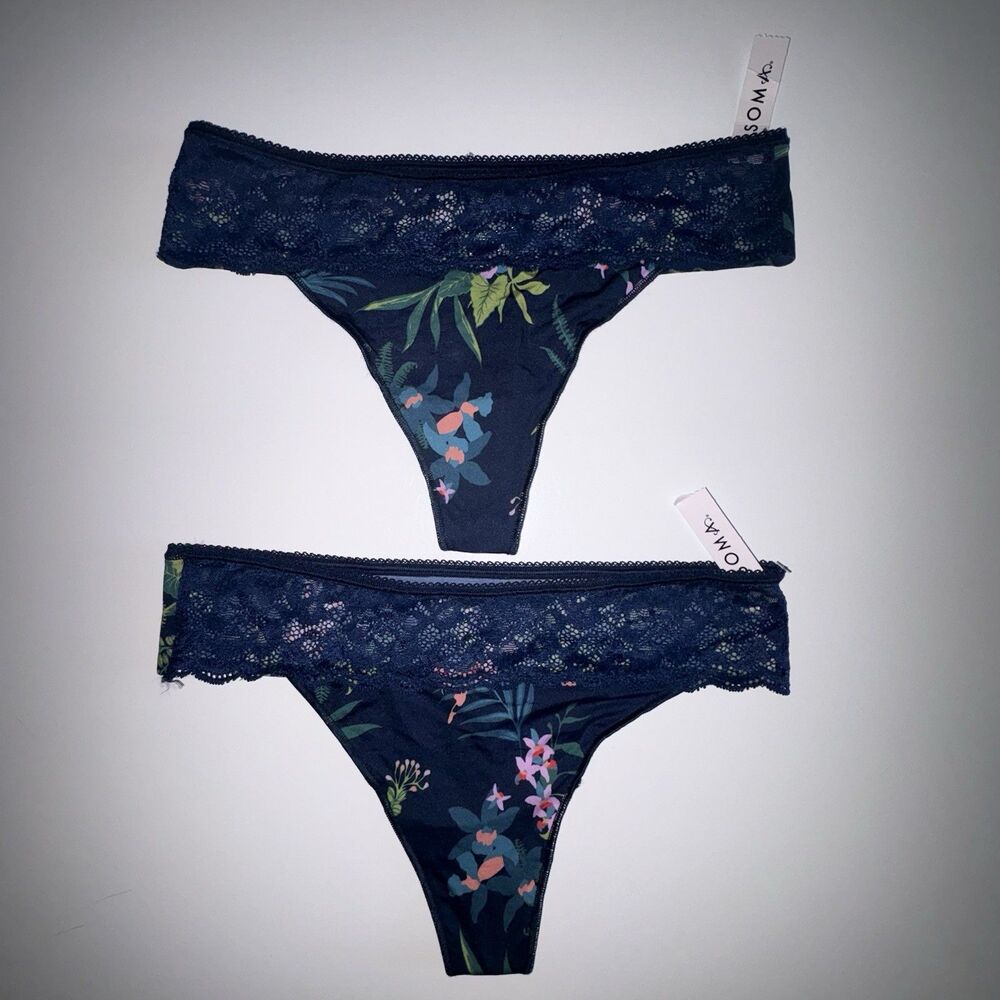 Soma Vanishing Edge Microfiber With Lace Navy Thong Panties Lot Of 2 Size Large
